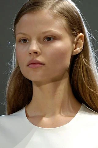 Look 3